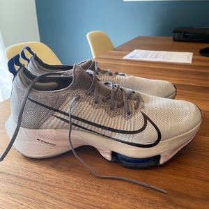 Nike Aie zoom tempo next% - 10